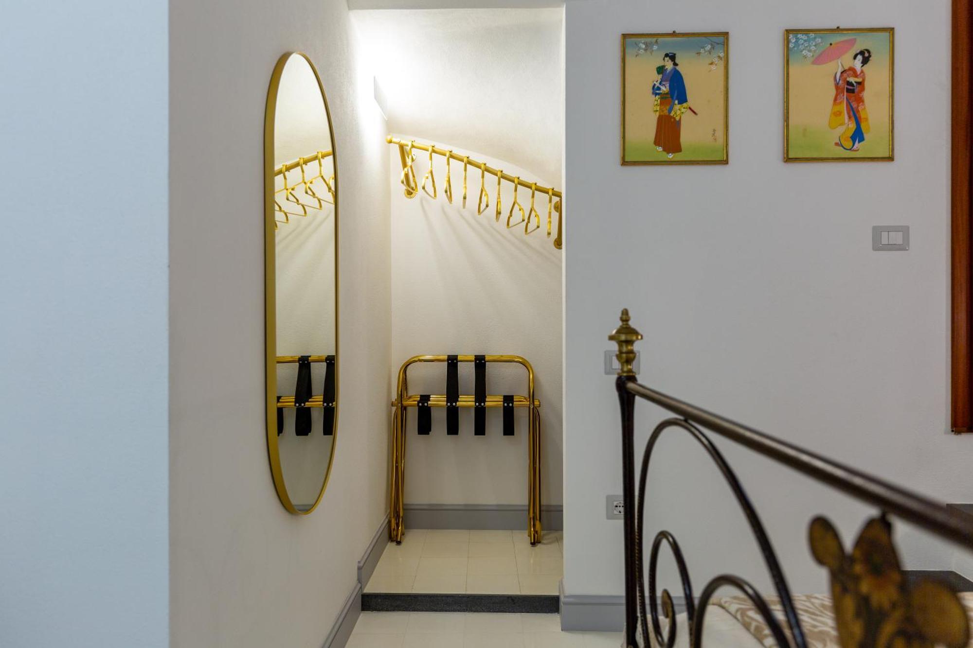 Mch-Marina Charming House Apartman Cagliari Szoba fotó