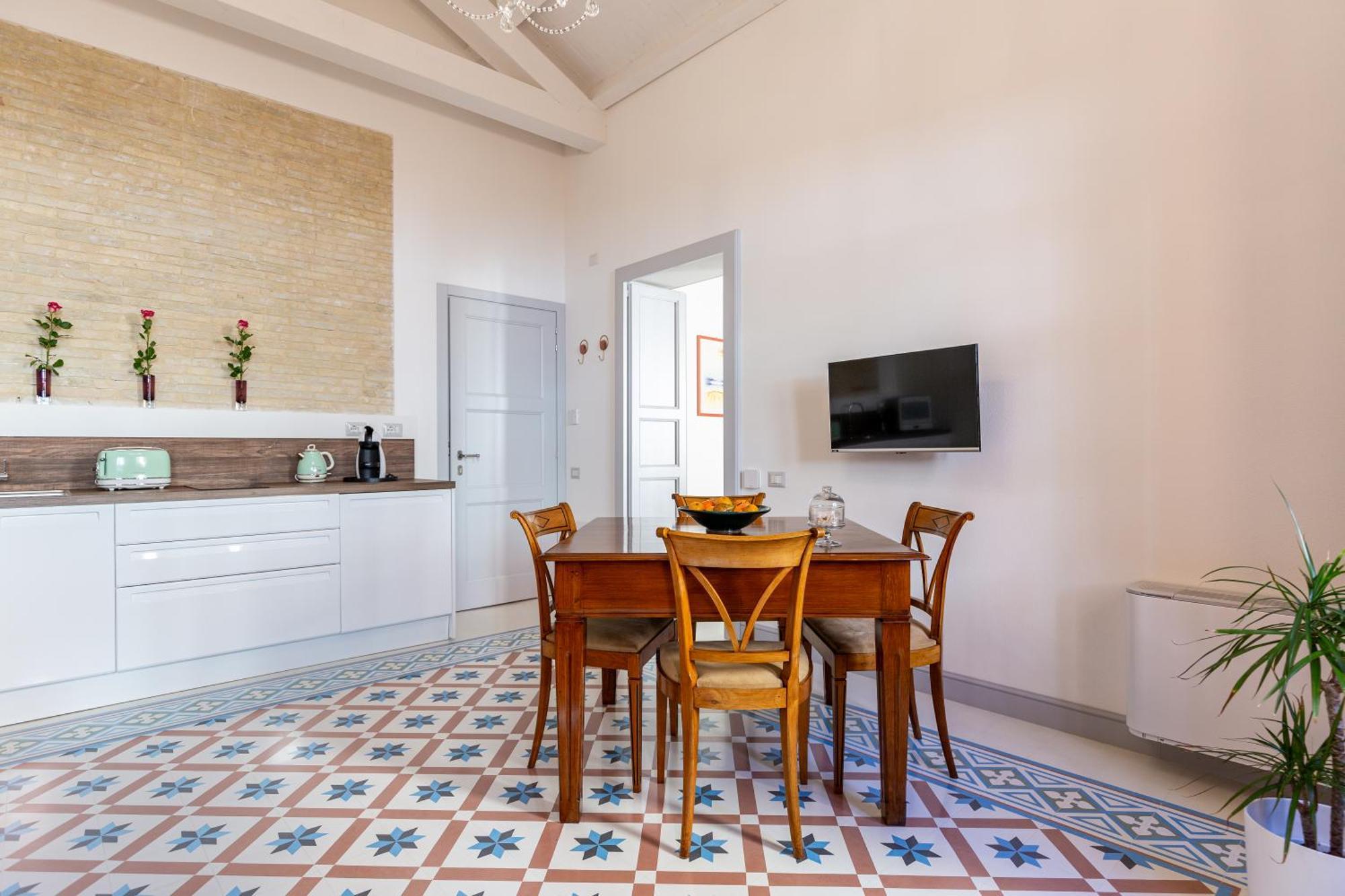 Mch-Marina Charming House Apartman Cagliari Szoba fotó